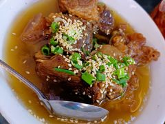 红烧牛肉-回辉登偰氏面片(东莲花美食街店)