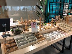 -Trend1881视光·蔡司视觉(领展广场店)