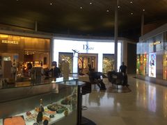-CHANEL(戴高乐机场T 2E店)