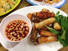 -Bờ kè Nhật Thi