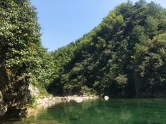 -安吉龙王山峡谷漂流