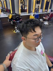 -贝勒爷专业男发