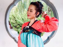 -翩若国风汉服体验馆