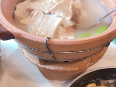 石锅山珍手掰豆腐-泓0871臻选云南菜·味庄