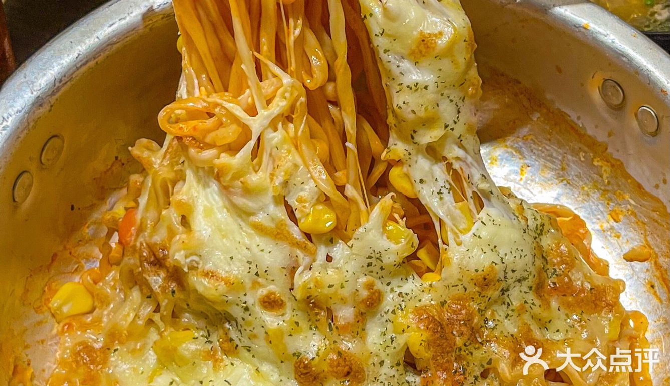 杭州·韩里韩气的烤肉店 独栋灯光好绝