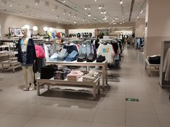 -H&M(星河城店)