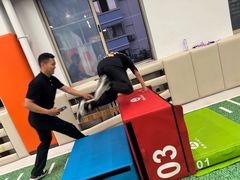 -悦动体能篮球羽毛球网球(三里河店)