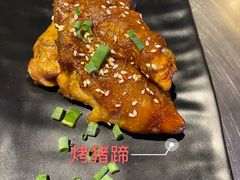 -龙巢盱眙龙虾·鸡煲·烧烤宵夜(坪洲店)