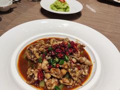 -艳阳天·非遗楚菜(武汉客厅店)