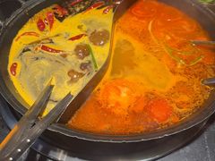 -重庆故事姊妹老火锅(财经学院店)