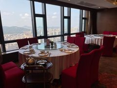 -景月阁空中食府(希尔顿酒店)