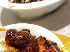 王府葱烧肥参炉灶肉-北京王府井希尔顿酒店·秦唐中餐厅Chynna