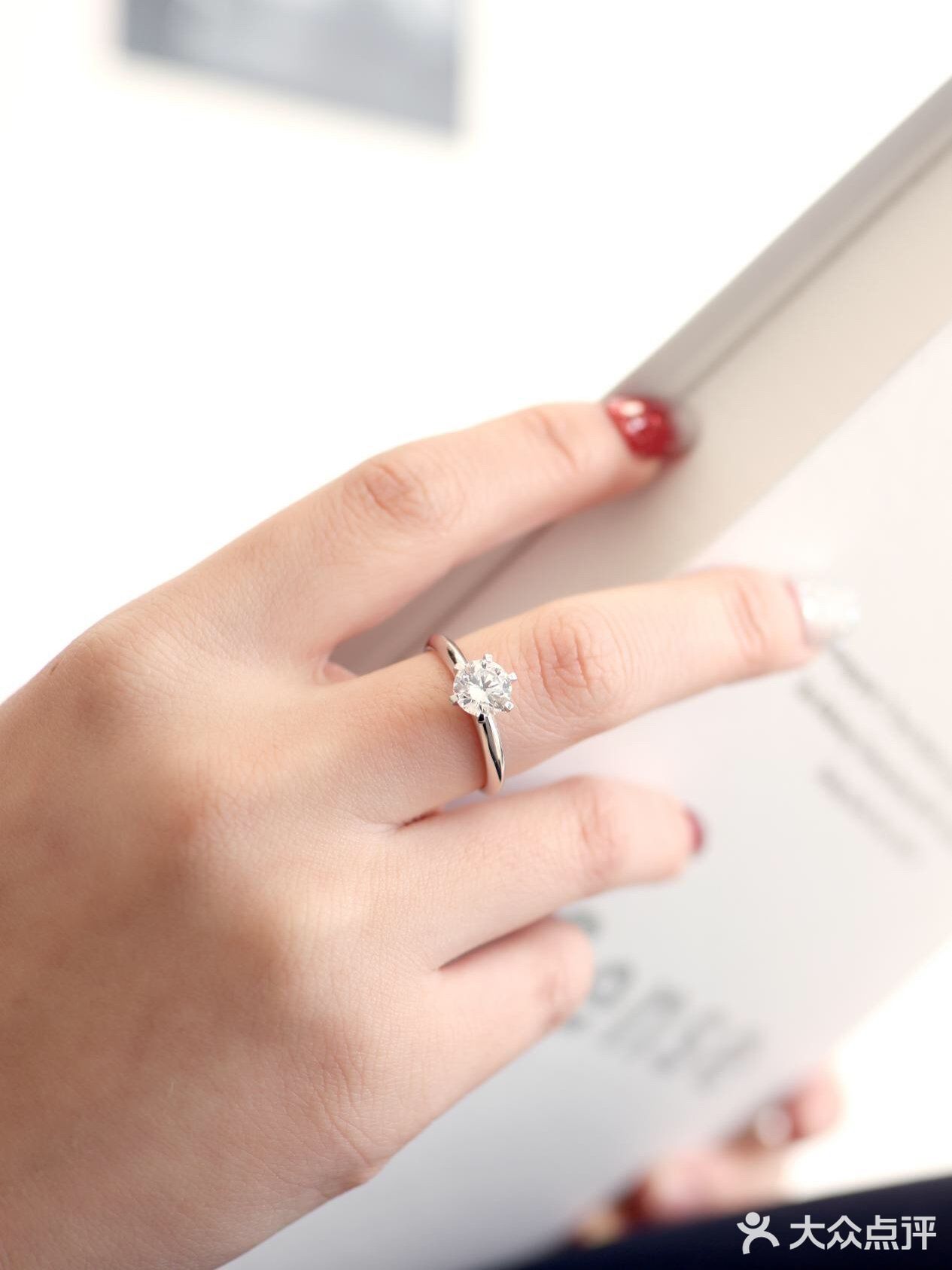 1克拉钻戒95e色5w 到手