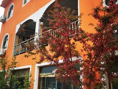 -百里峡七彩艺术小镇