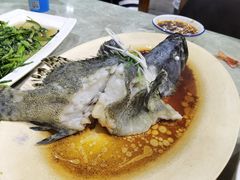 -四川小胡子海鲜(丁村万人海鲜广场店)