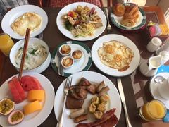 -芽庄日出海滩水疗酒店