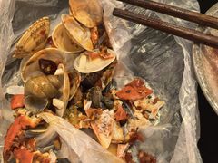-凤凰路何眼镜香辣蟹(花果园店)