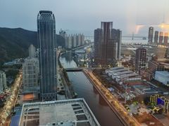 -大连星海皇冠假日酒店