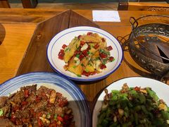 湘味糍粑鱼-爷爷的土钵菜(街道口店)