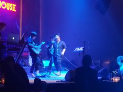 -TZ House音乐现场(来福士中心店)