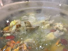-威邵鸡煲(西华路总店)