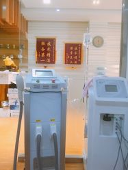 -苗方清颜专业祛痘养生