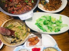 -爱碗亭·鲜炒湖南菜(壹城中心店)