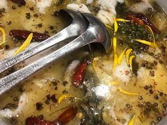 招牌酸菜海鲈鱼-川香鼎盛(市桥富华总店)