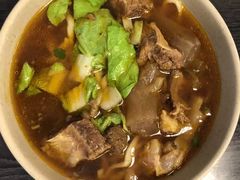 -六合夜市