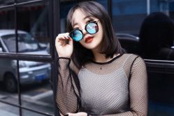 -onlygirl摄影美学馆高端定制(江滩店)