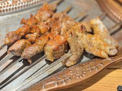 -阿里家·新疆烤肉酒場 by MIG