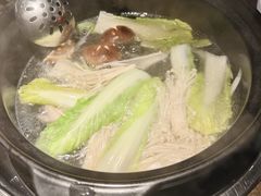 -同仁四季椰子鸡(海岸城天利店)