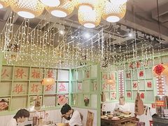 -巴卤社老火锅(财富店)