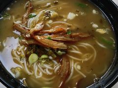 -花溪巷牛肉粉(泉城路店)