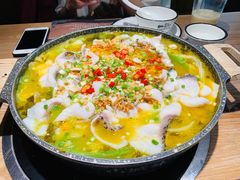 -山城外·非遗酸菜鱼(蜀都万达店)
