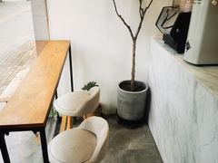-red donkey coffee