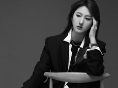 -花儿照相馆·最美证件照(红旗街万达店)