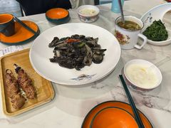 -乡村馕坑肉·烧烤·新疆菜·本地人更爱吃(阿勒泰首店)