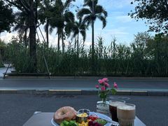 -ommo cafe(半岛城邦店)