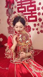 -莫小姐婚纱