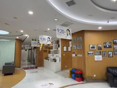 -雅悦齿科(顾村公园店)