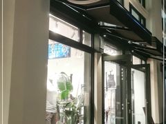 -lululemon(比斯特购物村店)