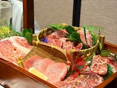 -山川小町·极番烧肉(新地假日广场店)