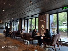 -Carbon莫卡哆·意大利复古集市餐厅(杭州大厦店)