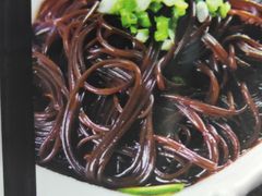 酸辣蕨根粉-蒙阴光棍鸡(新石中路店)