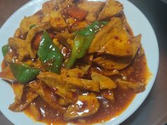 家常豆腐-明月食府(二区干二路店)