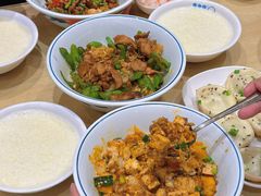 -李与白包子铺(桐梓林店)