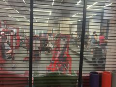 -极客游泳健身(王府井店)