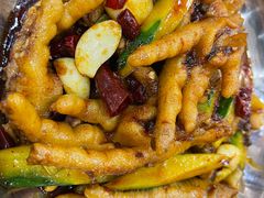 -江城燕子大排档(江汉路步行街店)