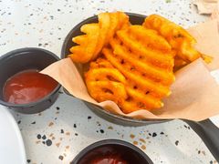 -必胜客(WOW中央公园店)